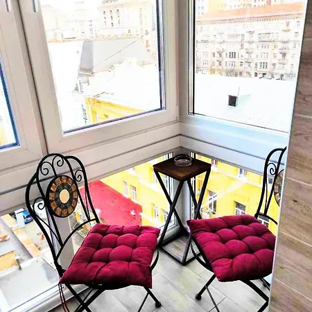 Apartment Sauna, Big Jacuzzi , Khreshchatyk