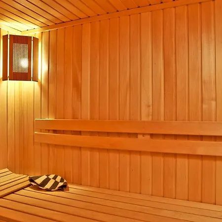 Sauna, Big Jacuzzi , Khreshchatyk Apartment *