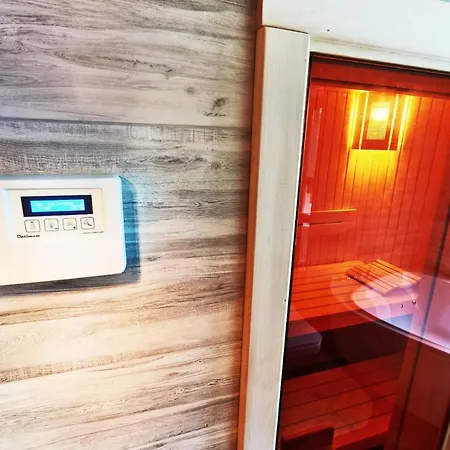 Sauna, Big Jacuzzi , Khreshchatyk